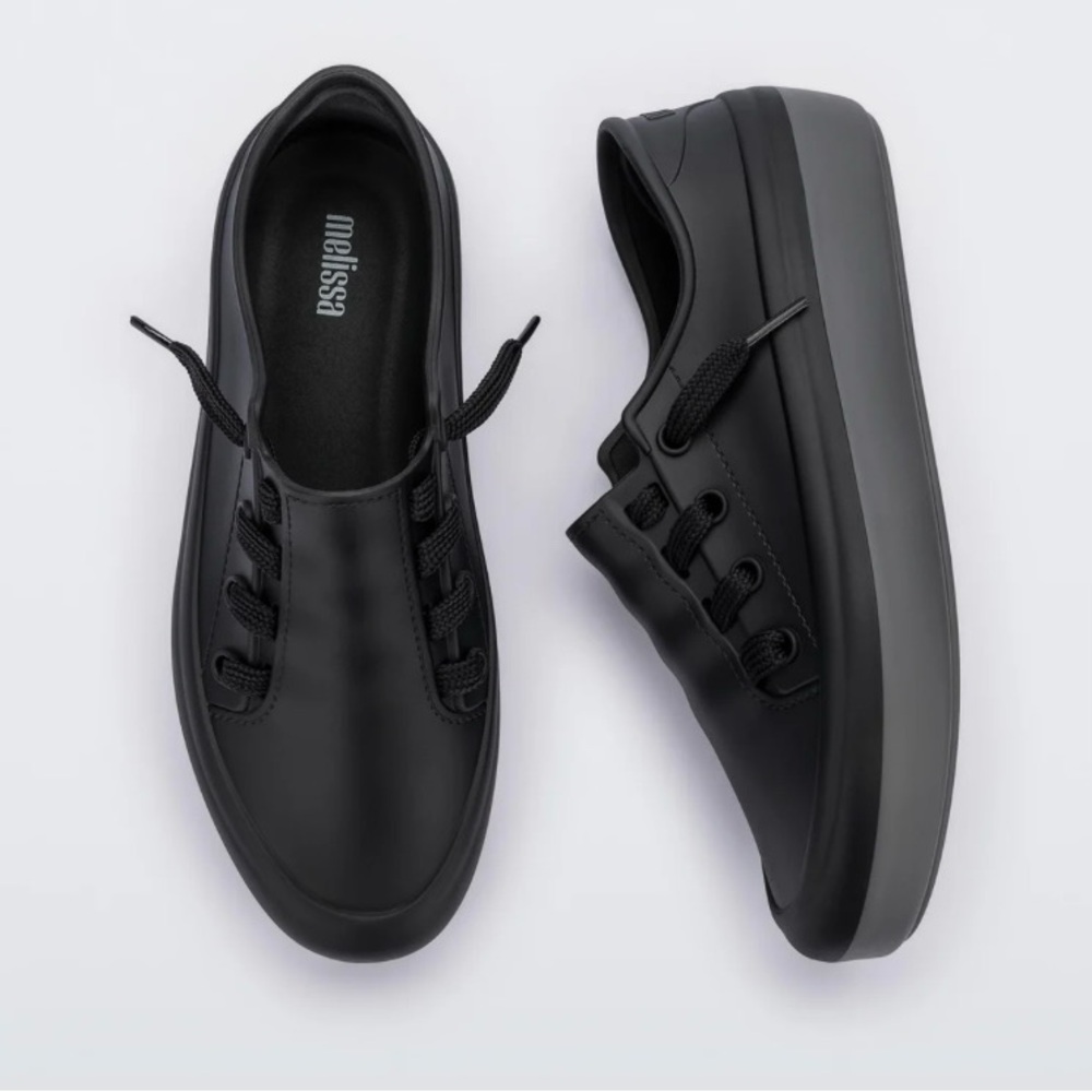 MELISSA ULTISA SLIP ON SNEAKER Women’s US 6, Black